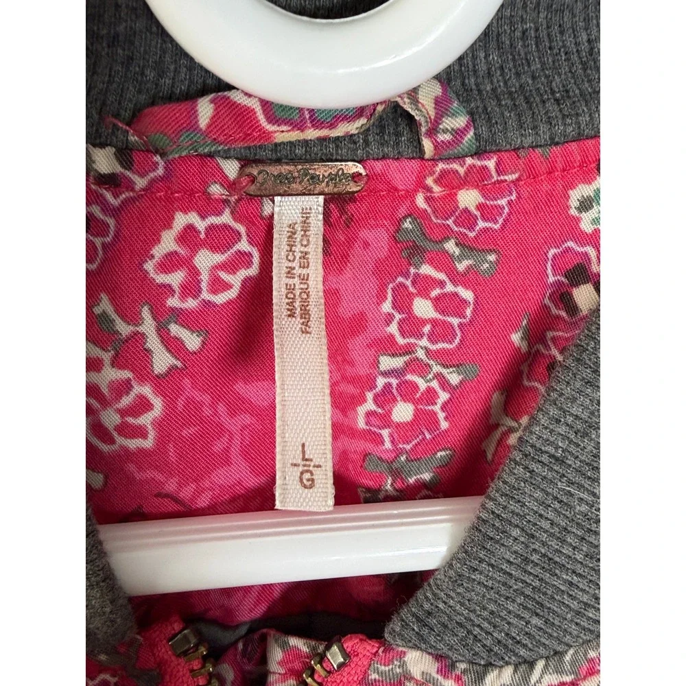 Free People Daytrip Bomber Jacket Sz L Pink Paisley Boho Floral Quilted Zip Up